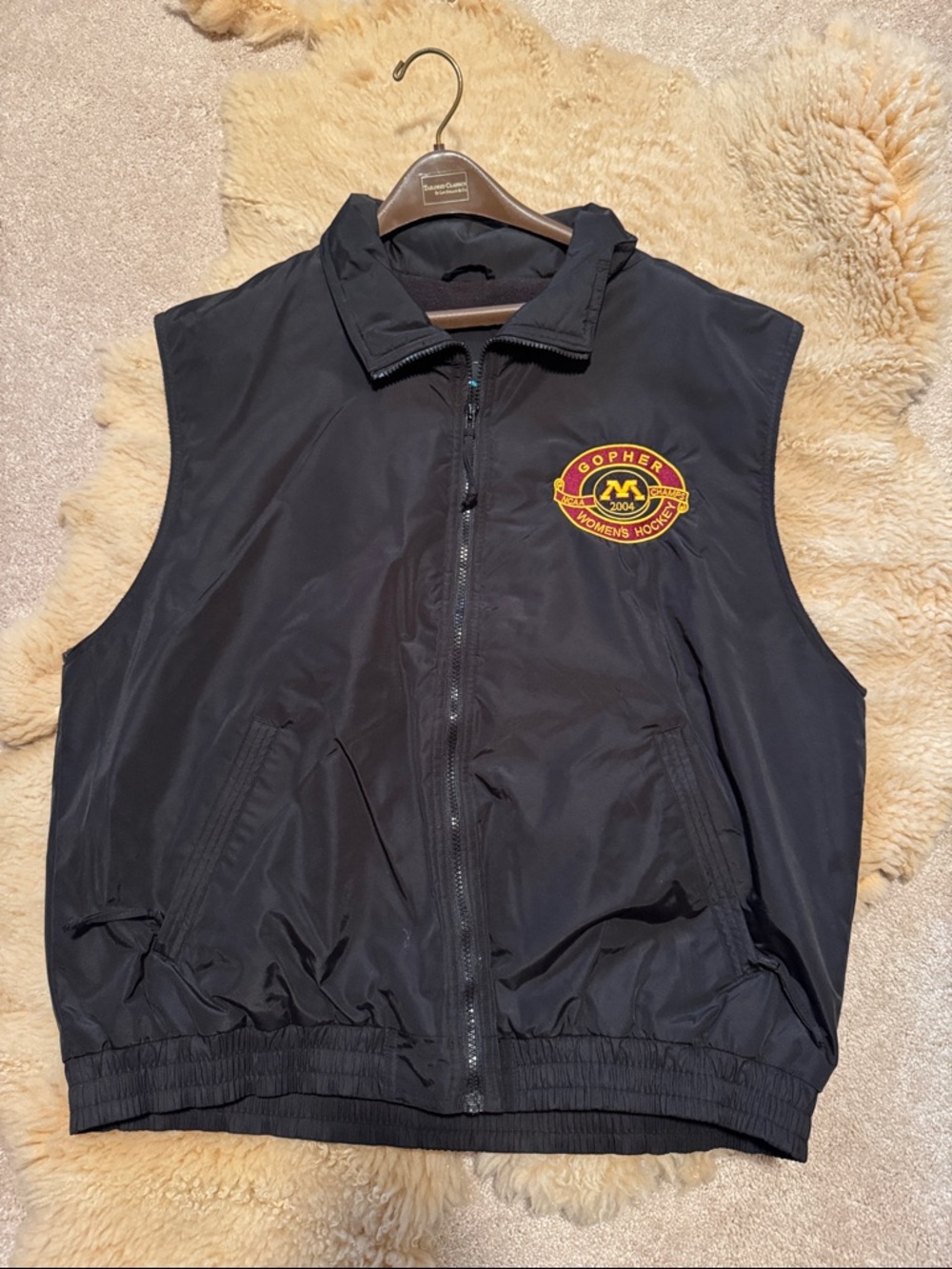 Gopher Women's Hockey Black Sleeveless Vest - Zip Front